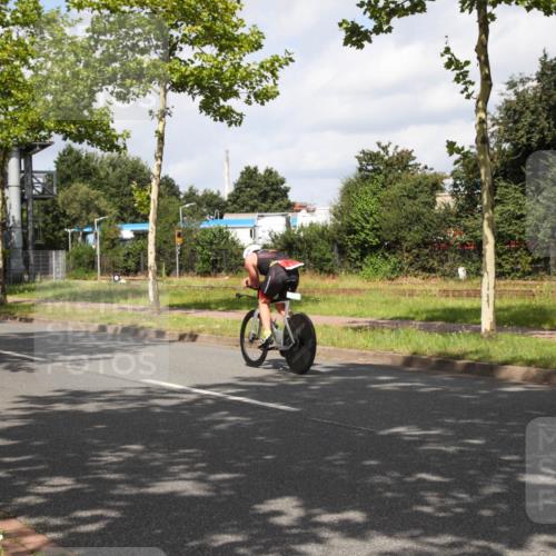 10.08.2025 - GEWOBA Citytriathlon Bremen Yannick Fuchs http://msf.ph/oto/8560619 10.08.2025 12:09:00 Radfahren 619, 684, 727, 731, 850, 871, 883 meine-sportfotos.de