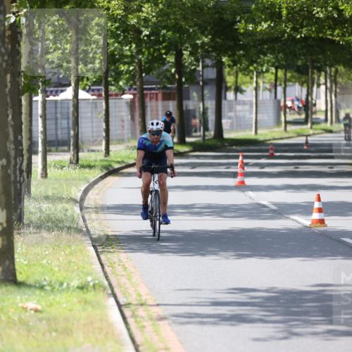 10.08.2025 - GEWOBA Citytriathlon Bremen Yannick Fuchs http://msf.ph/oto/8560769 10.08.2025 14:20:18 Radfahren 18, 29, 35, 52, 130, 197, 238, 256, 257 meine-sportfotos.de