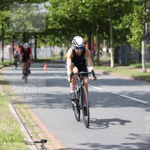 10.08.2025 - GEWOBA Citytriathlon Bremen Yannick Fuchs http://msf.ph/oto/8560926 10.08.2025 12:43:42 Radfahren 608, 835, 837, 842, 907, 925, 954, 955, 1012 meine-sportfotos.de