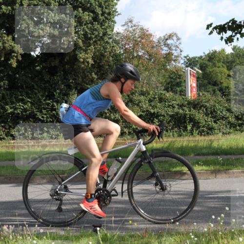 10.08.2025 - GEWOBA Citytriathlon Bremen Yannick Fuchs http://msf.ph/oto/8561026 10.08.2025 10:39:23 Radfahren 35, 95, 107, 165, 185, 215, 233, 436, 440, 453, 481 meine-sportfotos.de