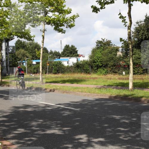 10.08.2025 - GEWOBA Citytriathlon Bremen Yannick Fuchs http://msf.ph/oto/8561139 10.08.2025 12:13:28 Radfahren 552, 612, 649, 664, 760, 770, 774, 916, 1026 meine-sportfotos.de