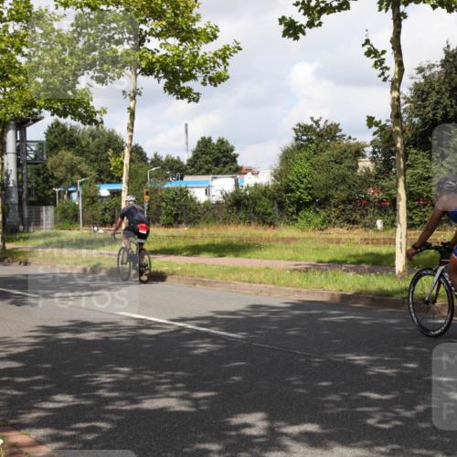 10.08.2025 - GEWOBA Citytriathlon Bremen Yannick Fuchs http://msf.ph/oto/8561142 10.08.2025 12:13:31 Radfahren 552, 612, 649, 664, 770, 774, 916, 1017 meine-sportfotos.de