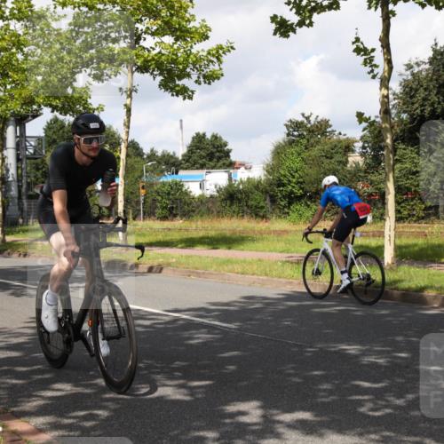 10.08.2025 - GEWOBA Citytriathlon Bremen Yannick Fuchs http://msf.ph/oto/8561194 10.08.2025 12:13:56 Radfahren 568, 587, 590, 615, 621, 689, 733, 776, 823, 863, 873, 950, 951 meine-sportfotos.de