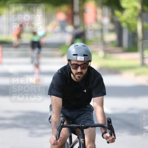 10.08.2025 - GEWOBA Citytriathlon Bremen Yannick Fuchs http://msf.ph/oto/8561279 10.08.2025 14:21:58 Radfahren 160, 211, 253, 258, 283 meine-sportfotos.de
