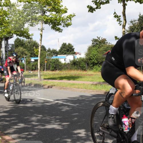 10.08.2025 - GEWOBA Citytriathlon Bremen Yannick Fuchs http://msf.ph/oto/8561286 10.08.2025 12:14:56 Radfahren 551, 627, 635, 657, 736, 753, 826, 857, 895, 897, 959, 1020 meine-sportfotos.de