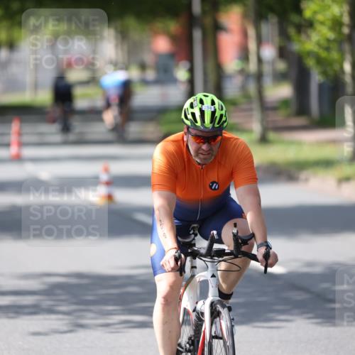 10.08.2025 - GEWOBA Citytriathlon Bremen Yannick Fuchs http://msf.ph/oto/8561301 10.08.2025 14:22:10 Radfahren 109, 186, 215, 224, 253, 258 meine-sportfotos.de