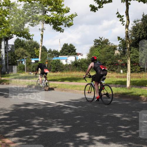 10.08.2025 - GEWOBA Citytriathlon Bremen Yannick Fuchs http://msf.ph/oto/8561347 10.08.2025 12:15:42 Radfahren 626, 641, 682, 715, 834, 836, 839, 840, 858, 859, 1016 meine-sportfotos.de
