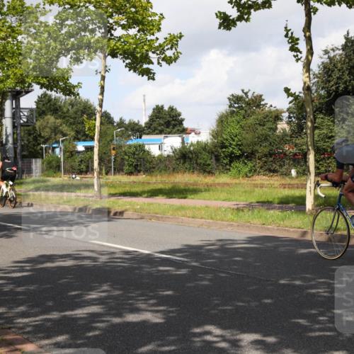 10.08.2025 - GEWOBA Citytriathlon Bremen Yannick Fuchs http://msf.ph/oto/8561490 10.08.2025 12:17:42 Radfahren 560, 566, 741, 765, 766, 912, 1025 meine-sportfotos.de