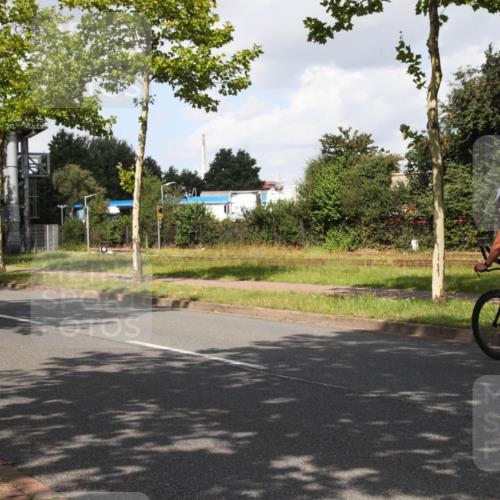 10.08.2025 - GEWOBA Citytriathlon Bremen Yannick Fuchs http://msf.ph/oto/8561552 10.08.2025 12:18:22 Radfahren 579, 582, 637, 678, 680, 763, 833, 855, 914, 919, 973 meine-sportfotos.de