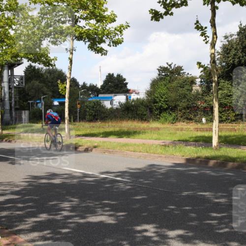 10.08.2025 - GEWOBA Citytriathlon Bremen Yannick Fuchs http://msf.ph/oto/8561562 10.08.2025 12:18:27 Radfahren 584, 637, 678, 680, 759, 763, 781, 855, 914, 919, 973 meine-sportfotos.de