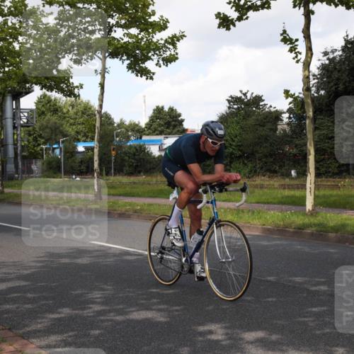 10.08.2025 - GEWOBA Citytriathlon Bremen Yannick Fuchs http://msf.ph/oto/8561566 10.08.2025 12:18:32 Radfahren 584, 637, 642, 652, 678, 680, 759, 763, 781, 855, 919, 973, 1015, 1029 meine-sportfotos.de