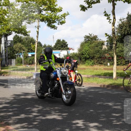 10.08.2025 - GEWOBA Citytriathlon Bremen Yannick Fuchs http://msf.ph/oto/8561643 10.08.2025 12:19:27 Radfahren 749, 750, 762, 804, 872, 1033 meine-sportfotos.de