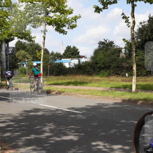 10.08.2025 - GEWOBA Citytriathlon Bremen Yannick Fuchs http://msf.ph/oto/8562006 10.08.2025 12:23:26 Radfahren 589, 606, 638, 696, 740, 754, 802, 921, 934, 945, 953 meine-sportfotos.de