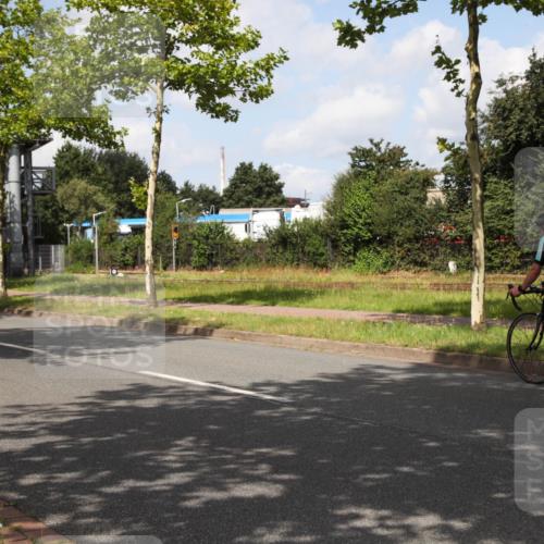10.08.2025 - GEWOBA Citytriathlon Bremen Yannick Fuchs http://msf.ph/oto/8562057 10.08.2025 12:23:41 Radfahren 696, 721, 746, 797, 802, 831, 945, 983 meine-sportfotos.de