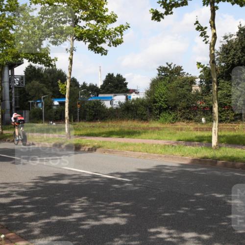 10.08.2025 - GEWOBA Citytriathlon Bremen Yannick Fuchs http://msf.ph/oto/8562085 10.08.2025 12:24:01 Radfahren 559, 614, 706, 721, 815, 879, 1028 meine-sportfotos.de
