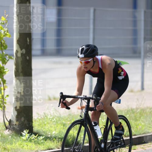 10.08.2025 - GEWOBA Citytriathlon Bremen Yannick Fuchs http://msf.ph/oto/8562172 10.08.2025 14:26:55 Radfahren 305, 349, 372, 408, 422, 445, 484, 497 meine-sportfotos.de