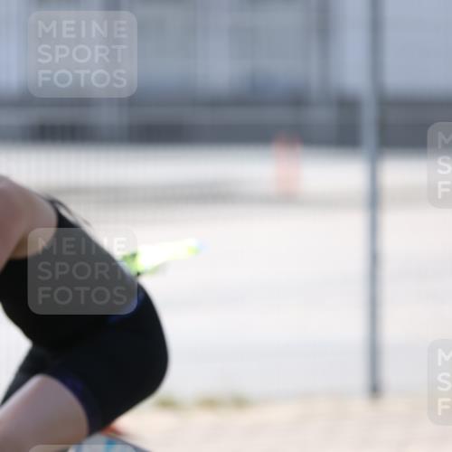 10.08.2025 - GEWOBA Citytriathlon Bremen Yannick Fuchs http://msf.ph/oto/8562187 10.08.2025 14:26:57 Radfahren 189, 276, 305, 318, 349, 372, 408, 422, 445, 484, 497 meine-sportfotos.de
