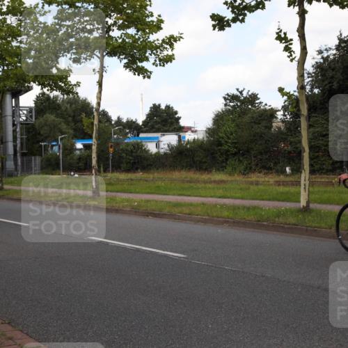 10.08.2025 - GEWOBA Citytriathlon Bremen Yannick Fuchs http://msf.ph/oto/8562237 10.08.2025 12:26:03 Radfahren 611, 661, 693, 730, 755, 786, 830, 842, 849, 865, 871, 911, 1014 meine-sportfotos.de