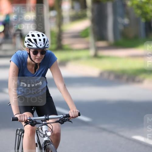 10.08.2025 - GEWOBA Citytriathlon Bremen Yannick Fuchs http://msf.ph/oto/8562278 10.08.2025 14:28:34 Radfahren 171, 237, 367, 401, 467, 483 meine-sportfotos.de