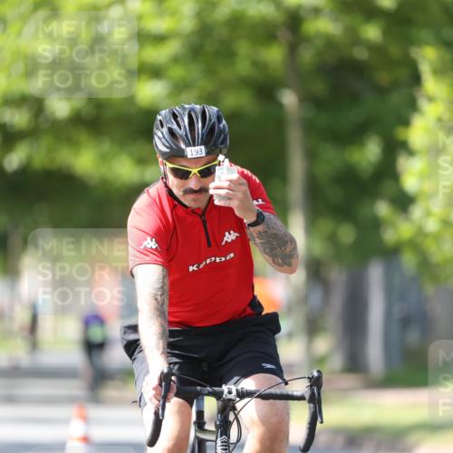 10.08.2025 - GEWOBA Citytriathlon Bremen Yannick Fuchs http://msf.ph/oto/8562328 10.08.2025 14:28:56 Radfahren 168, 171, 172, 193, 321, 350, 403 meine-sportfotos.de