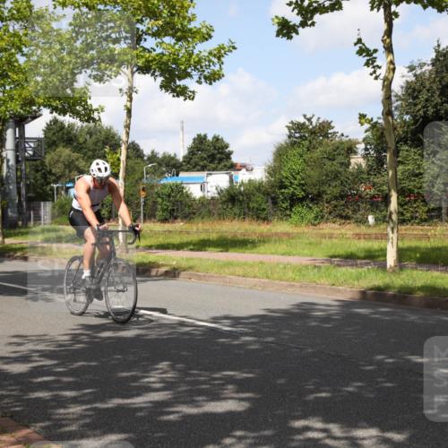 10.08.2025 - GEWOBA Citytriathlon Bremen Yannick Fuchs http://msf.ph/oto/8562502 10.08.2025 12:28:37 Radfahren 612, 622, 625, 629, 732, 812, 816, 828, 941, 980, 981 meine-sportfotos.de