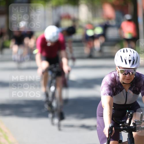 10.08.2025 - GEWOBA Citytriathlon Bremen Yannick Fuchs http://msf.ph/oto/8562636 10.08.2025 14:30:38 Radfahren 8, 12, 33, 107, 178, 328, 329, 338, 341, 345, 347, 356, 381, 399, 409, 416, 461, 492 meine-sportfotos.de