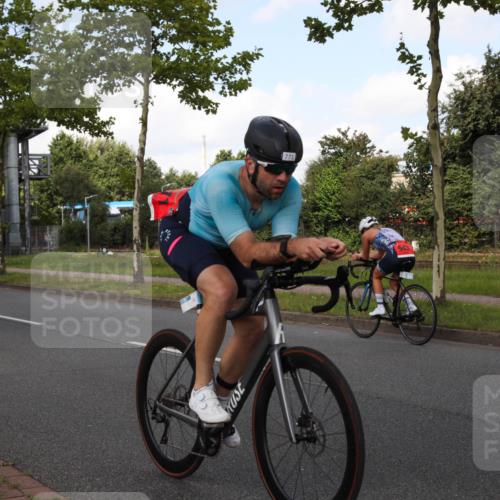 10.08.2025 - GEWOBA Citytriathlon Bremen Yannick Fuchs http://msf.ph/oto/8562677 10.08.2025 12:29:28 Radfahren 583, 605, 645, 656, 679, 687, 771, 799, 922, 927, 1007, 1030 meine-sportfotos.de
