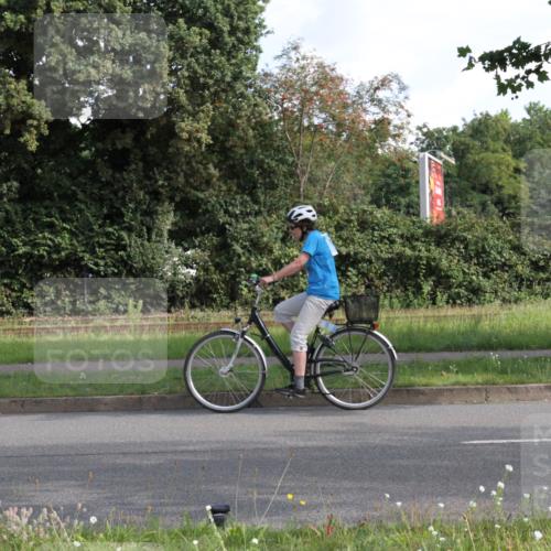 10.08.2025 - GEWOBA Citytriathlon Bremen Yannick Fuchs http://msf.ph/oto/8562826 10.08.2025 10:42:04 Radfahren 9, 41, 131, 177, 223, 410 meine-sportfotos.de
