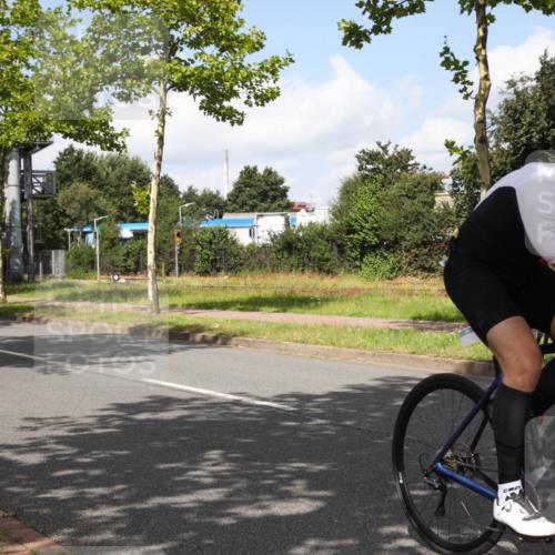 10.08.2025 - GEWOBA Citytriathlon Bremen Yannick Fuchs http://msf.ph/oto/8562911 10.08.2025 12:31:26 Radfahren 564, 575, 616, 630, 649, 753, 788, 793, 863, 894, 905 meine-sportfotos.de