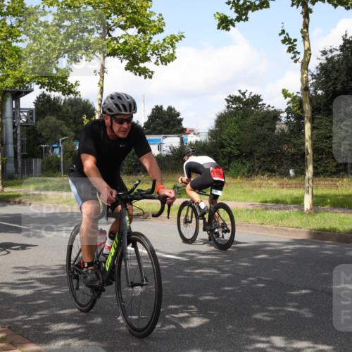 10.08.2025 - GEWOBA Citytriathlon Bremen Yannick Fuchs http://msf.ph/oto/8562994 10.08.2025 12:32:04 Radfahren 552, 615, 627, 657, 682, 689, 770, 806, 838, 839, 857, 873, 876, 888, 897 meine-sportfotos.de