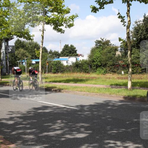 10.08.2025 - GEWOBA Citytriathlon Bremen Yannick Fuchs http://msf.ph/oto/8563109 10.08.2025 12:33:11 Radfahren 554, 626, 664, 708, 738, 824, 836, 859, 1010 meine-sportfotos.de