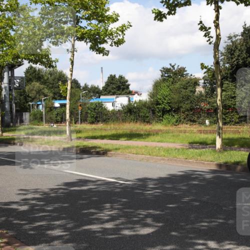 10.08.2025 - GEWOBA Citytriathlon Bremen Yannick Fuchs http://msf.ph/oto/8563489 10.08.2025 12:37:46 Radfahren 563, 603 meine-sportfotos.de