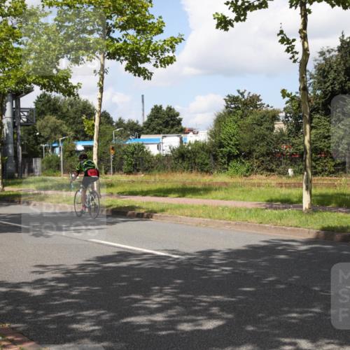 10.08.2025 - GEWOBA Citytriathlon Bremen Yannick Fuchs http://msf.ph/oto/8563720 10.08.2025 12:39:30 Radfahren 572, 709, 758, 795, 813, 869, 1006 meine-sportfotos.de