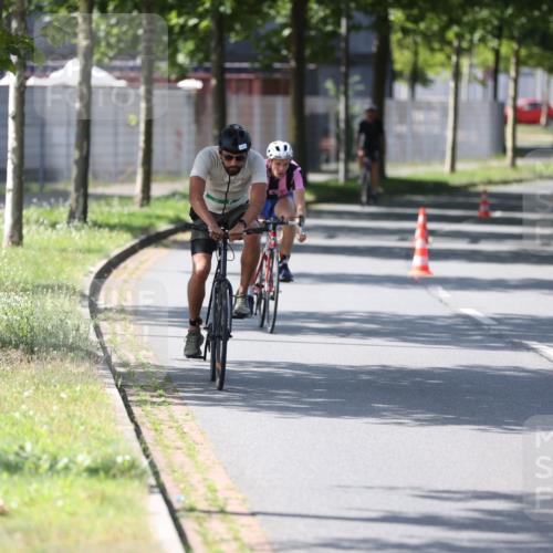10.08.2025 - GEWOBA Citytriathlon Bremen Yannick Fuchs http://msf.ph/oto/8563753 10.08.2025 14:38:12 Radfahren 30, 54, 81, 147, 152, 162 meine-sportfotos.de