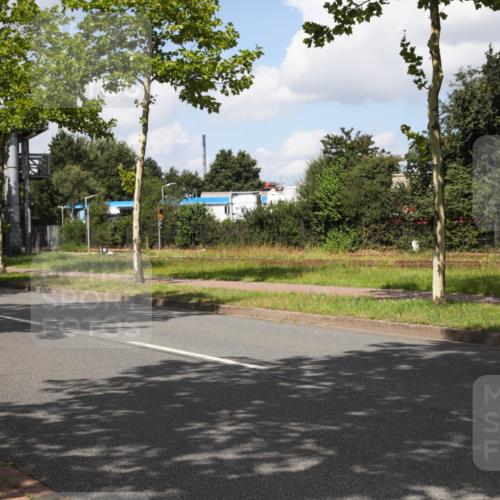 10.08.2025 - GEWOBA Citytriathlon Bremen Yannick Fuchs http://msf.ph/oto/8563812 10.08.2025 12:40:13 Radfahren 559, 581, 596, 602, 690, 706, 721, 779, 815, 831, 880, 883, 890, 896, 899, 975, 1028 meine-sportfotos.de