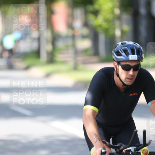 10.08.2025 - GEWOBA Citytriathlon Bremen Yannick Fuchs http://msf.ph/oto/8563827 10.08.2025 14:38:39 Radfahren 50, 51, 195, 216, 238, 295, 312 meine-sportfotos.de