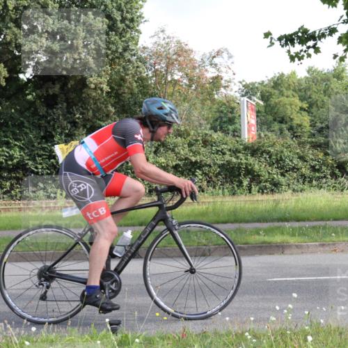 10.08.2025 - GEWOBA Citytriathlon Bremen Yannick Fuchs http://msf.ph/oto/8563866 10.08.2025 10:53:02 Radfahren 358, 379, 380, 382, 400, 413, 448 meine-sportfotos.de