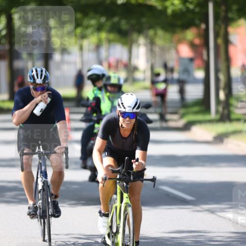 10.08.2025 - GEWOBA Citytriathlon Bremen Yannick Fuchs http://msf.ph/oto/8563975 10.08.2025 14:39:17 Radfahren 18, 94, 130, 174, 281, 283, 427 meine-sportfotos.de
