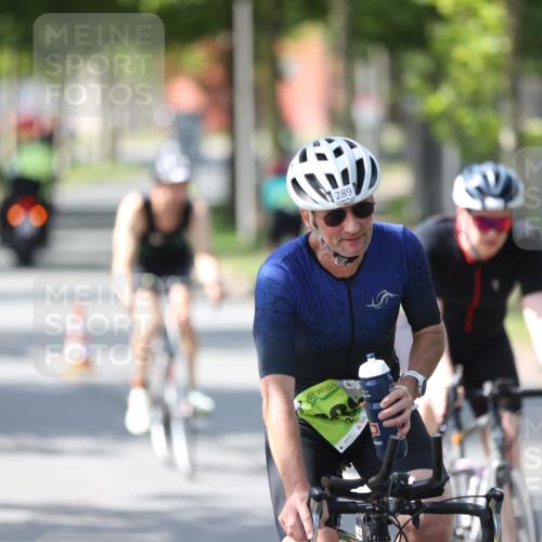 10.08.2025 - GEWOBA Citytriathlon Bremen Yannick Fuchs http://msf.ph/oto/8564292 10.08.2025 14:40:44 Radfahren 29, 131, 177, 186, 211, 224, 289, 297, 529 meine-sportfotos.de