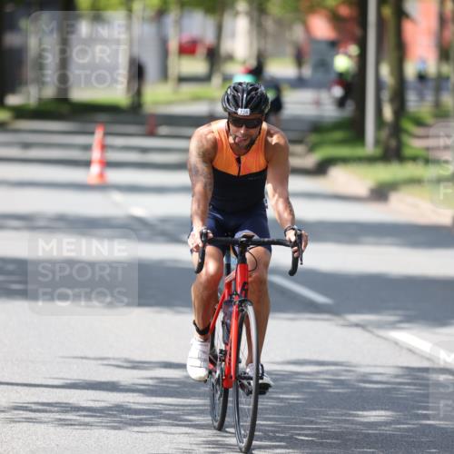 10.08.2025 - GEWOBA Citytriathlon Bremen Yannick Fuchs http://msf.ph/oto/8564313 10.08.2025 14:40:49 Radfahren 29, 131, 177, 186, 211, 224, 289, 529 meine-sportfotos.de
