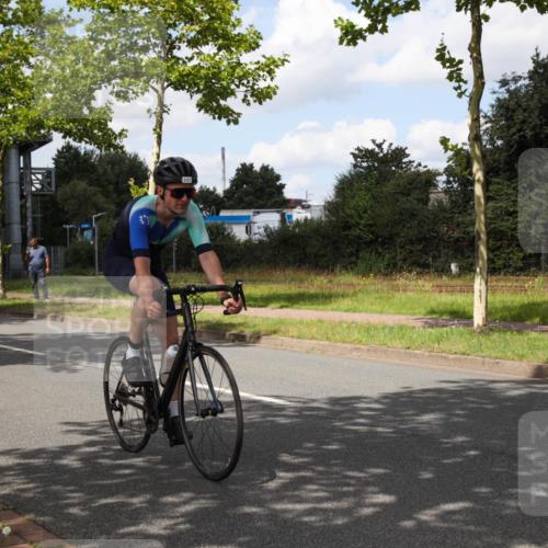 10.08.2025 - GEWOBA Citytriathlon Bremen Yannick Fuchs http://msf.ph/oto/8564359 10.08.2025 12:45:55 Radfahren 574, 651, 674, 685, 697, 748, 771, 812, 898, 928, 929 meine-sportfotos.de