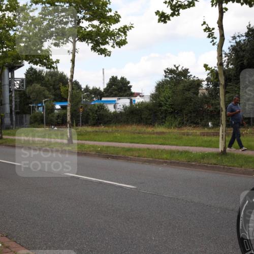 10.08.2025 - GEWOBA Citytriathlon Bremen Yannick Fuchs http://msf.ph/oto/8564444 10.08.2025 12:46:46 Radfahren 576, 605, 799, 823, 903, 918, 962, 968, 1007, 1020 meine-sportfotos.de