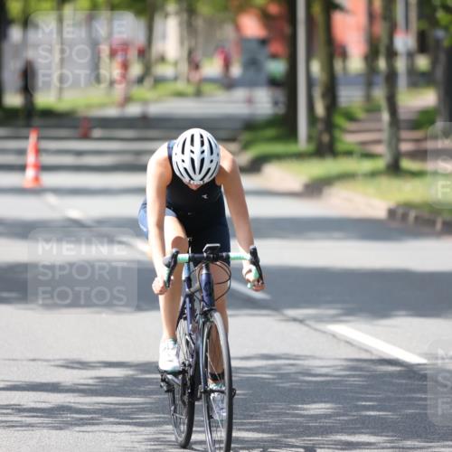 10.08.2025 - GEWOBA Citytriathlon Bremen Yannick Fuchs http://msf.ph/oto/8564492 10.08.2025 14:41:37 Radfahren 36, 209, 306, 317, 343, 480, 513 meine-sportfotos.de