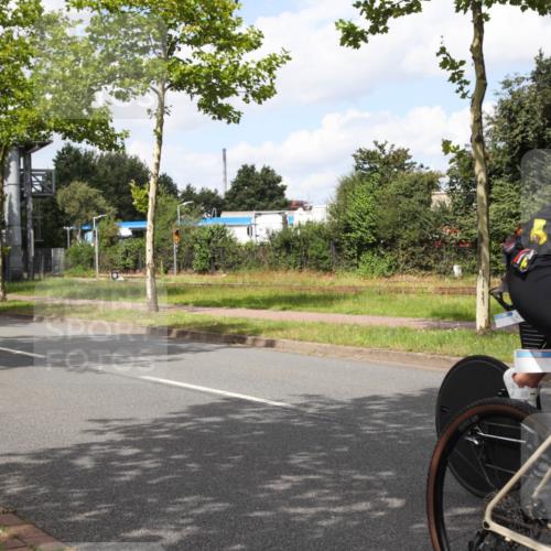 10.08.2025 - GEWOBA Citytriathlon Bremen Yannick Fuchs http://msf.ph/oto/8564537 10.08.2025 12:47:28 Radfahren 573, 645, 654, 732, 745, 751, 753, 792, 981 meine-sportfotos.de