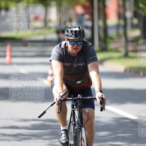 10.08.2025 - GEWOBA Citytriathlon Bremen Yannick Fuchs http://msf.ph/oto/8564632 10.08.2025 14:42:19 Radfahren 19, 145, 288, 488 meine-sportfotos.de