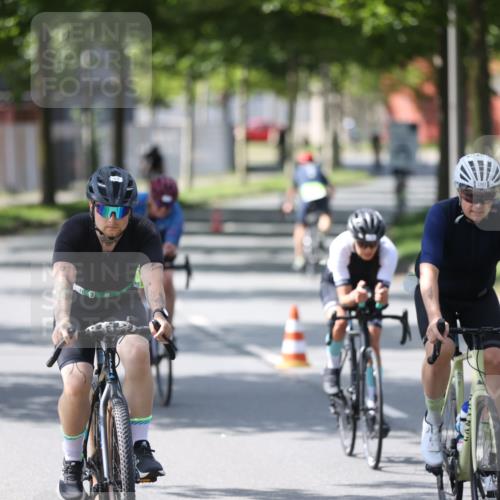 10.08.2025 - GEWOBA Citytriathlon Bremen Yannick Fuchs http://msf.ph/oto/8564680 10.08.2025 14:43:03 Radfahren 67, 180, 205, 436, 446, 474 meine-sportfotos.de