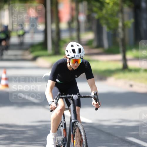 10.08.2025 - GEWOBA Citytriathlon Bremen Yannick Fuchs http://msf.ph/oto/8564937 10.08.2025 14:44:57 Radfahren 35, 73, 198, 326, 336, 346, 453, 484 meine-sportfotos.de