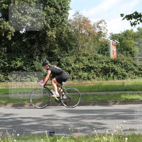 10.08.2025 - GEWOBA Citytriathlon Bremen Yannick Fuchs http://msf.ph/oto/8565018 10.08.2025 11:05:03 Radfahren  meine-sportfotos.de