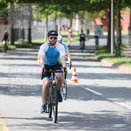 10.08.2025 - GEWOBA Citytriathlon Bremen Yannick Fuchs http://msf.ph/oto/8565157 10.08.2025 14:46:11 Radfahren 61, 182, 269, 270, 363, 422, 499 meine-sportfotos.de