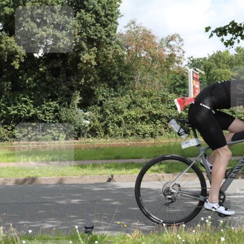 10.08.2025 - GEWOBA Citytriathlon Bremen Yannick Fuchs http://msf.ph/oto/8565158 10.08.2025 12:01:00 Radfahren 579 meine-sportfotos.de